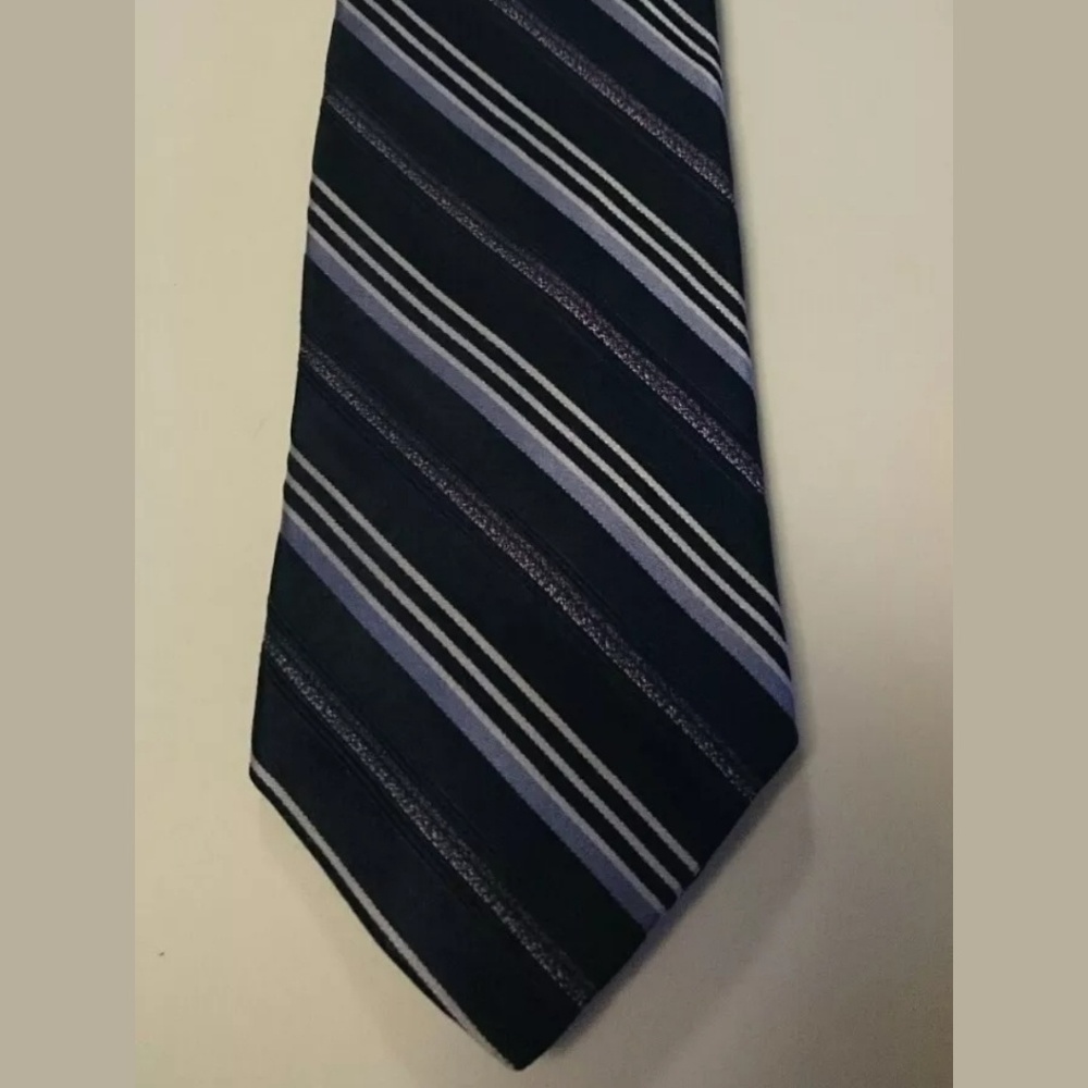 Hart Schaffner Marx Silk Blue Purple Tie
